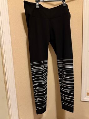 Old Navy Black Leggings with White Stripe Detail